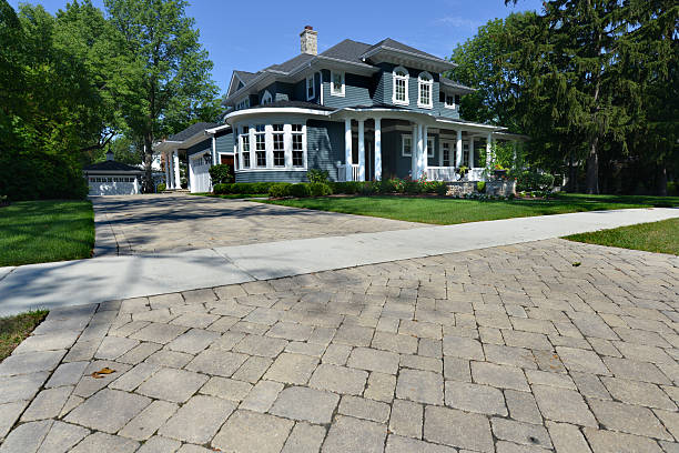 Best Driveway Pavers Installation  in Lake Holiday, VA